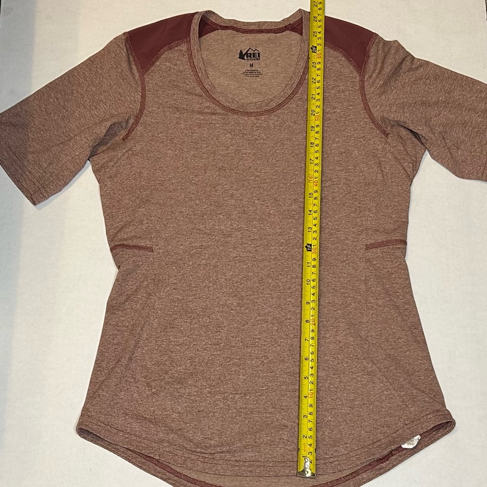 REI Women's Size M Pink/Burgundy Light-Weight Athletic Shirt - Picture 6 of 7